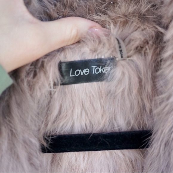 Love Token Rabbit shall. - Picture 4 of 6